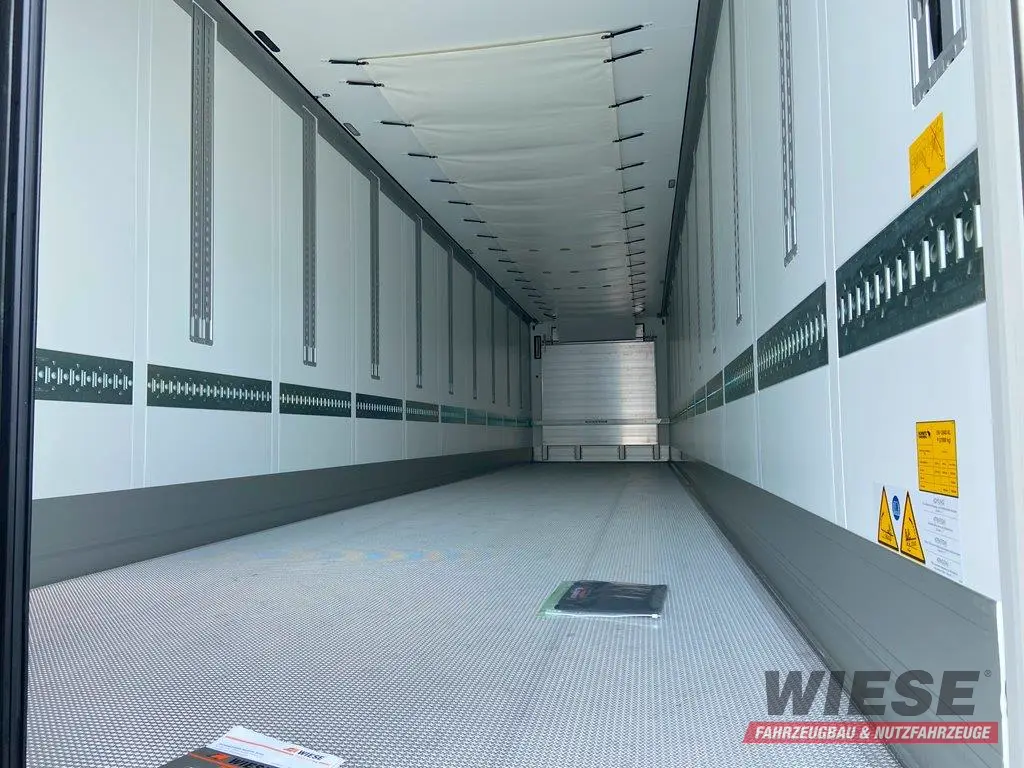 Schmitz Cargobull Kühler SCB*S3