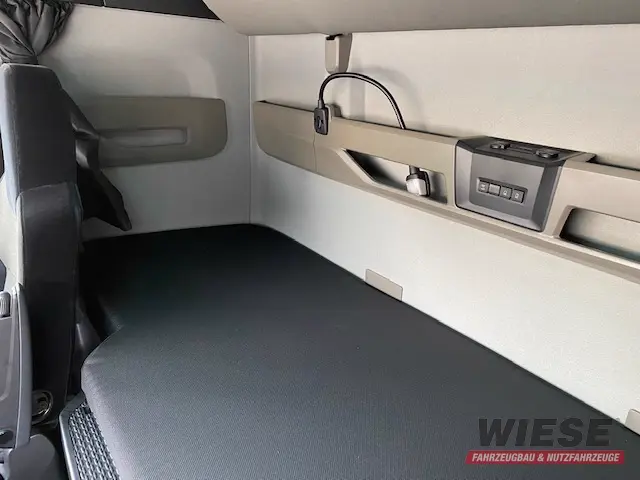 MAN SZM von Wiese Trailer Rent in Petershagen mieten ab 2000.00€