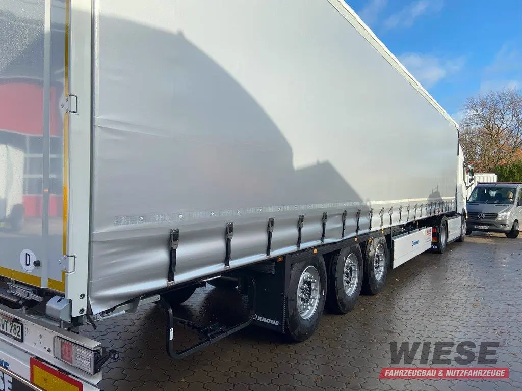 Krone Profi Liner von Wiese Trailer Rent in Petershagen mieten ab 750.00€