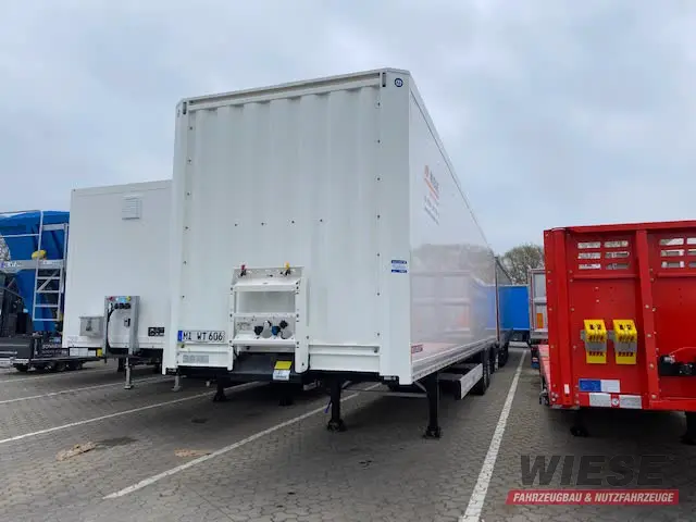 KRONE DRY LINER KOFFERAUFLIEGER von Wiese Trailer Rent in Petershagen mieten ab 850.00€