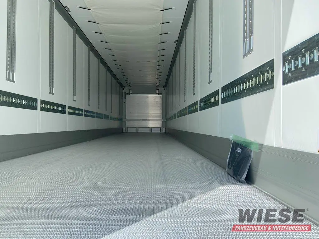 Schmitz Cargobull Kühler SCB*S3