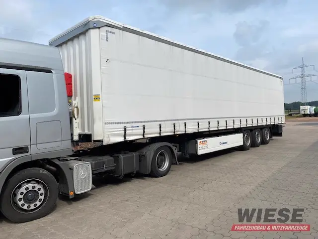 Krone von Wiese Trailer Rent in Petershagen mieten ab 720.00€