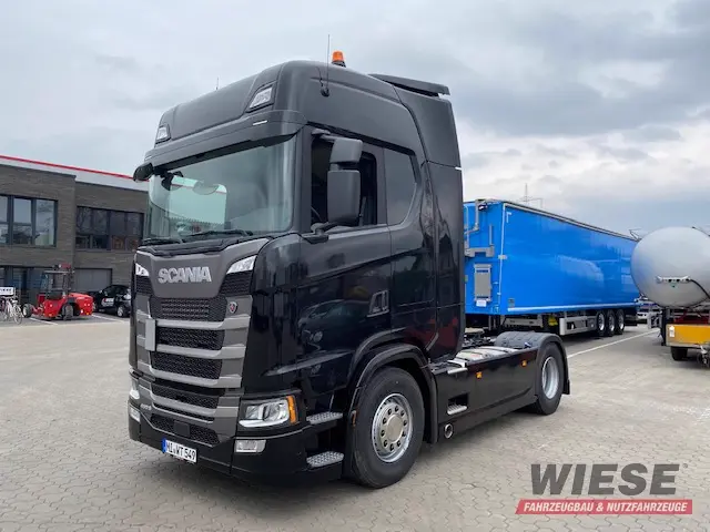 Scania SZM von Wiese Trailer Rent in Petershagen mieten ab 2880.00€