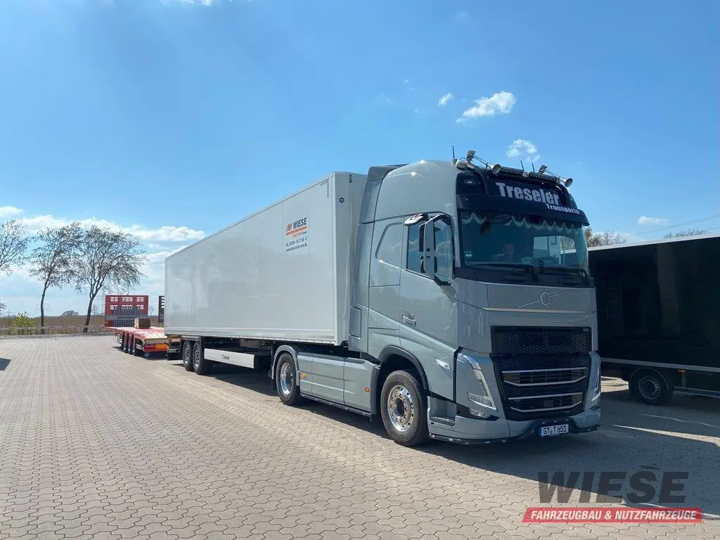 Schmitz Auflieger von Wiese Trailer Rent in Petershagen mieten ab 850.00€