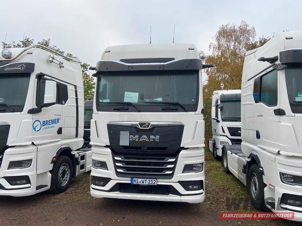 MAN TGX von Wiese Trailer Rent in Petershagen mieten ab 3200.00€
