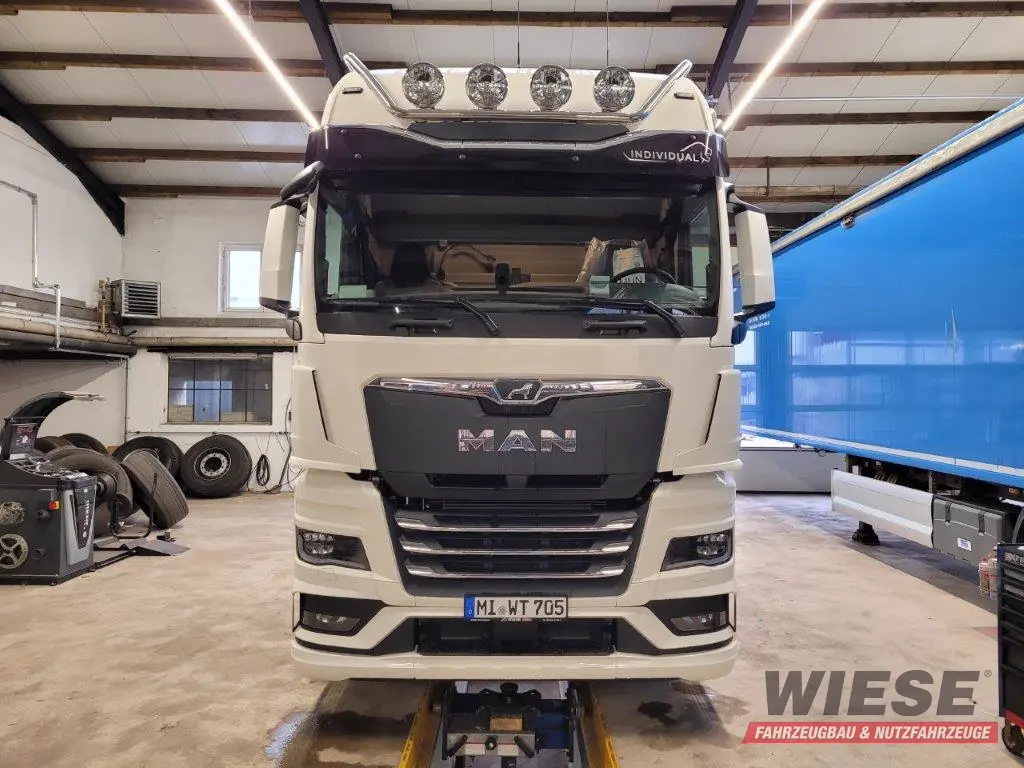MAN SZM von Wiese Trailer Rent in Petershagen mieten ab 2880.00€