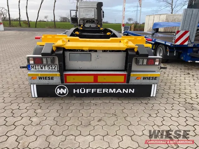 Hüffermann 2-Achs-Schlitten Anhänger von Wiese Trailer Rent in Petershagen mieten ab 850.00€