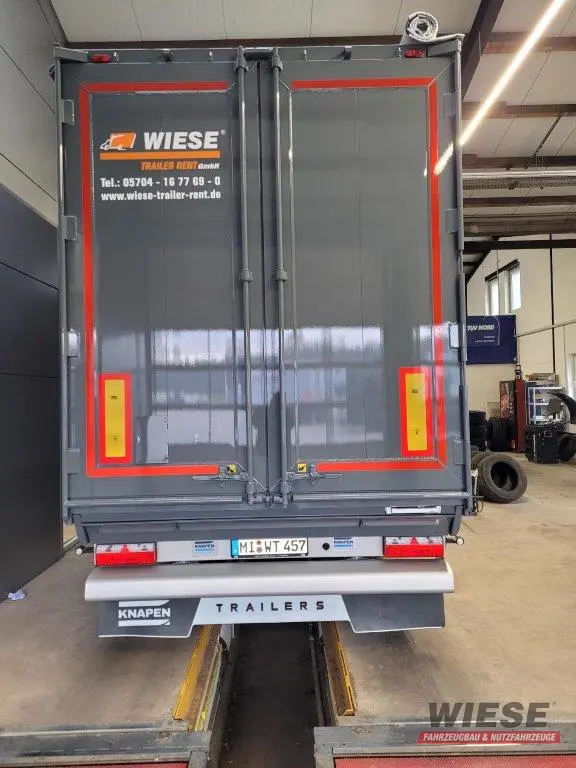 Knapen Schubboden von Wiese Trailer Rent in Petershagen mieten ab 1470.00€