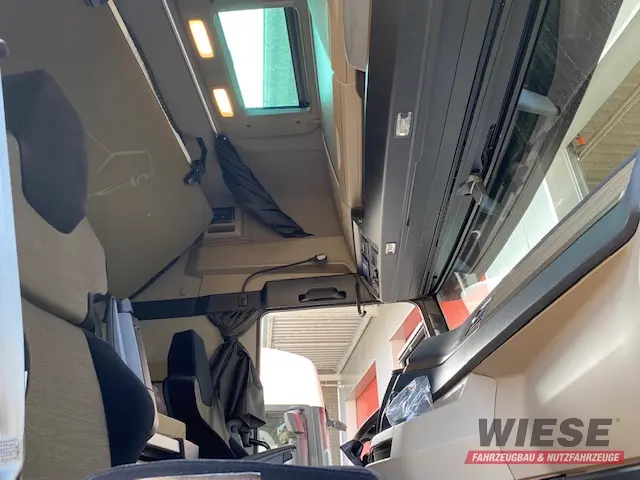 MAN Sattelzugmaschine von Wiese Trailer Rent in Petershagen mieten ab 2780.00€