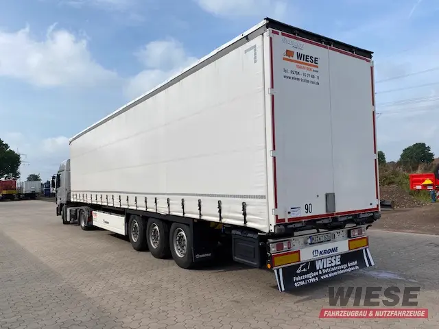 Krone von Wiese Trailer Rent in Petershagen mieten ab 720.00€
