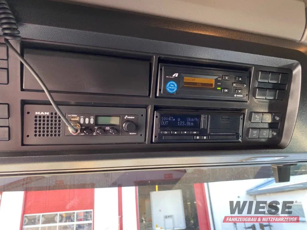 MAN SATTELZUGMASCHINE von Wiese Trailer Rent in Petershagen mieten ab 2850.00€