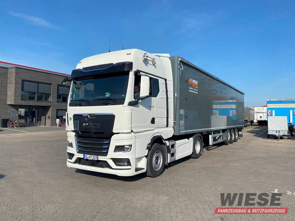 Knapen Schubboden von Wiese Trailer Rent in Petershagen mieten ab 1470.00€