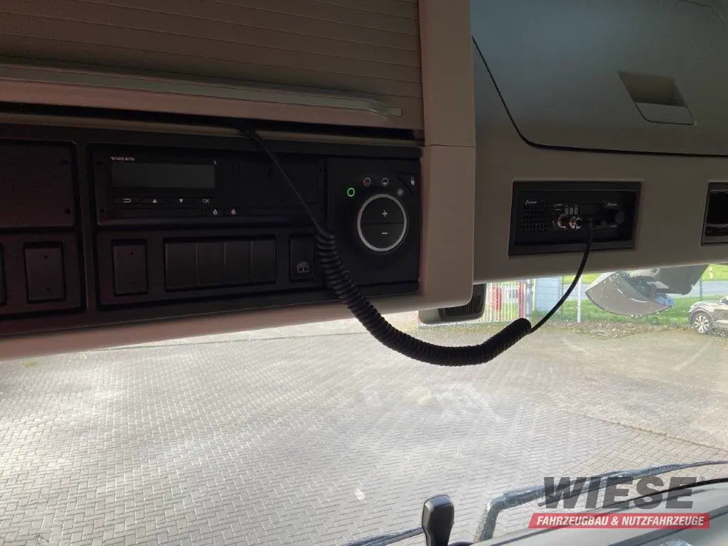 Volvo SZM Elektro von Wiese Trailer Rent in Petershagen mieten ab 4450.00€