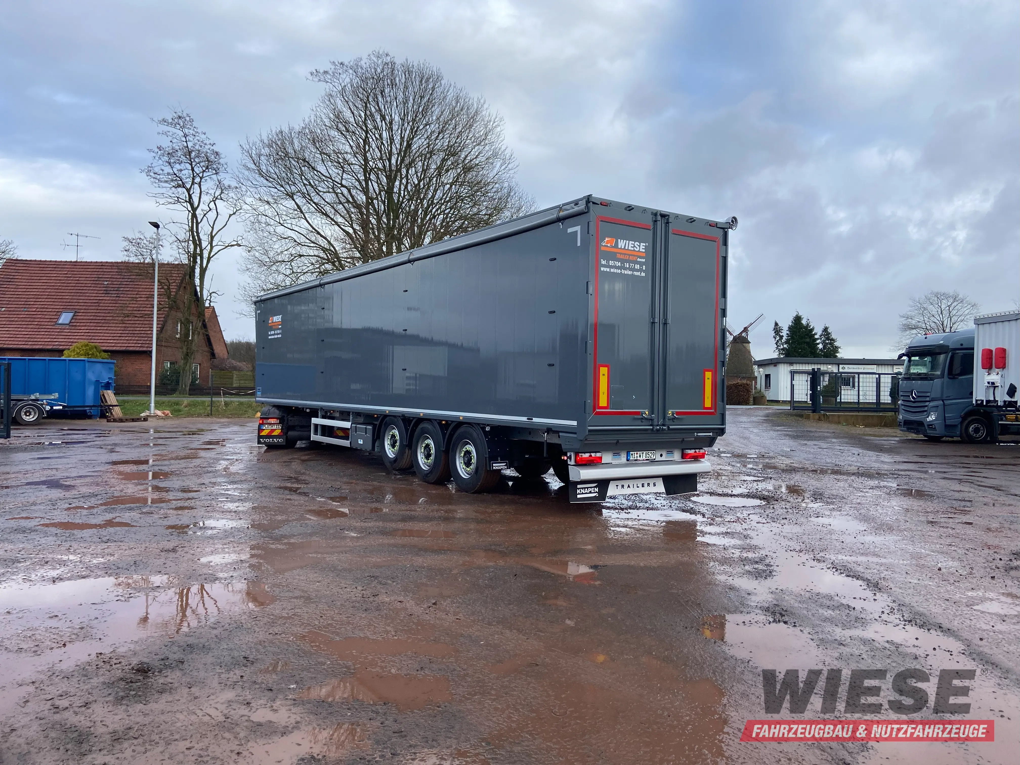 Knapen Schubboden von Wiese Trailer Rent in Petershagen mieten ab 1350.00€