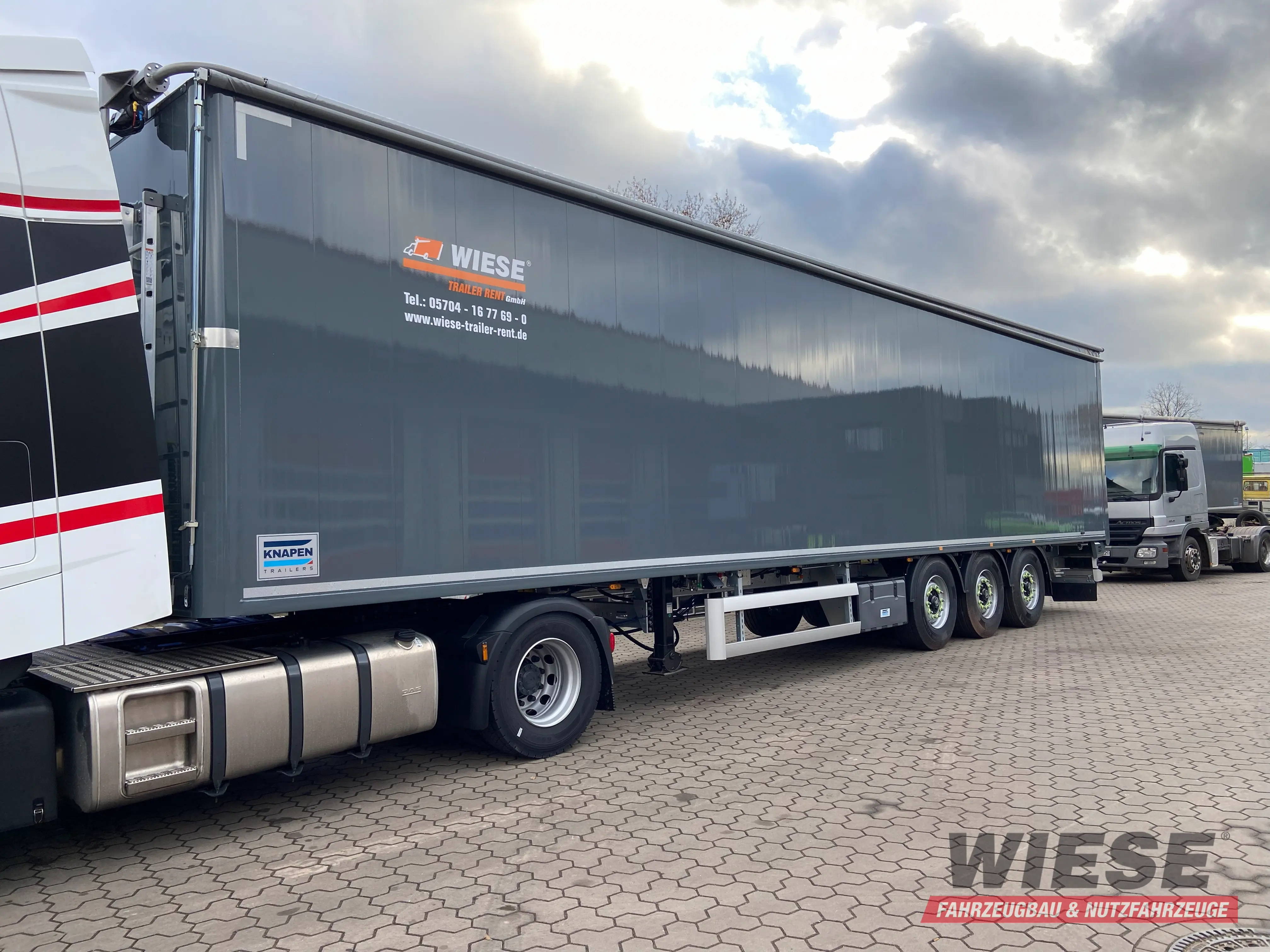 Knapen Schubboden von Wiese Trailer Rent in Petershagen mieten ab 1450.00€