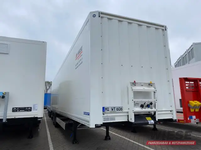 KRONE DRY LINER KOFFERAUFLIEGER von Wiese Trailer Rent in Petershagen mieten ab 850.00€