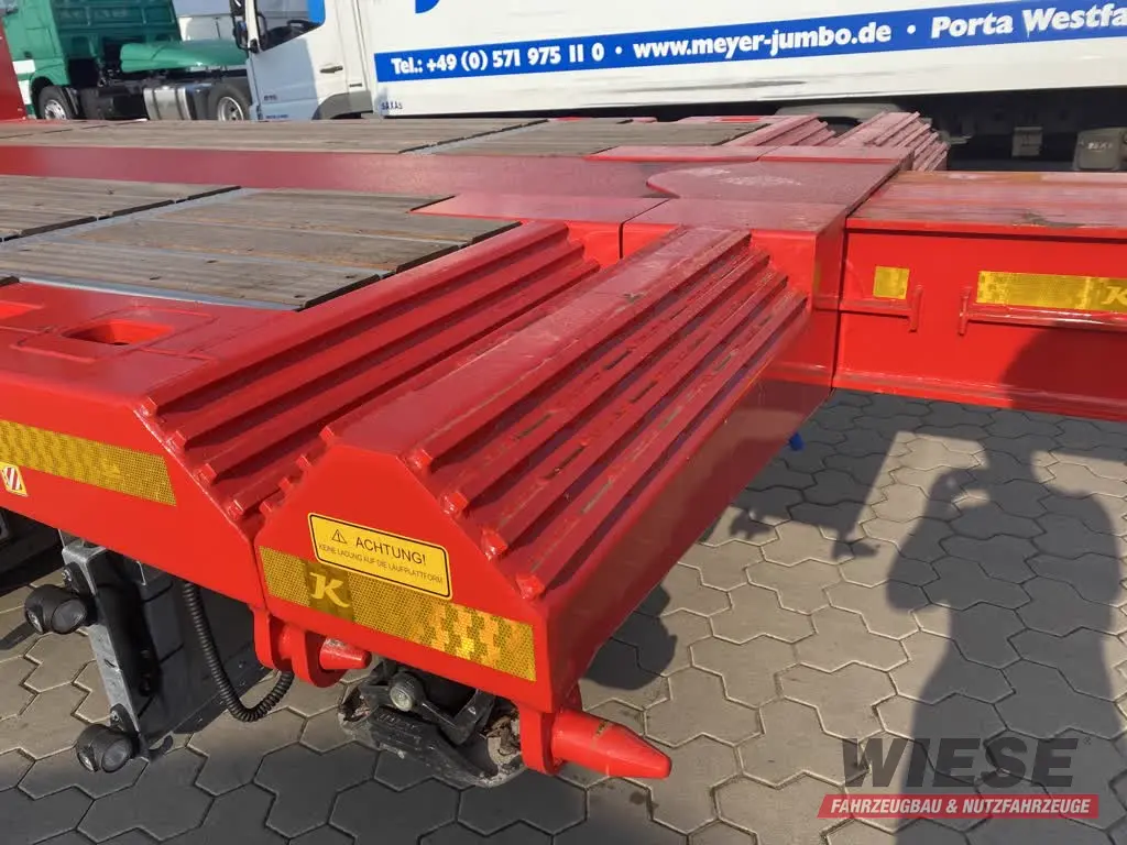 Kässbohrer Ausziehbarer Tele Mega Plattformauflieger von Wiese Trailer Rent in Petershagen mieten ab 1420.00€