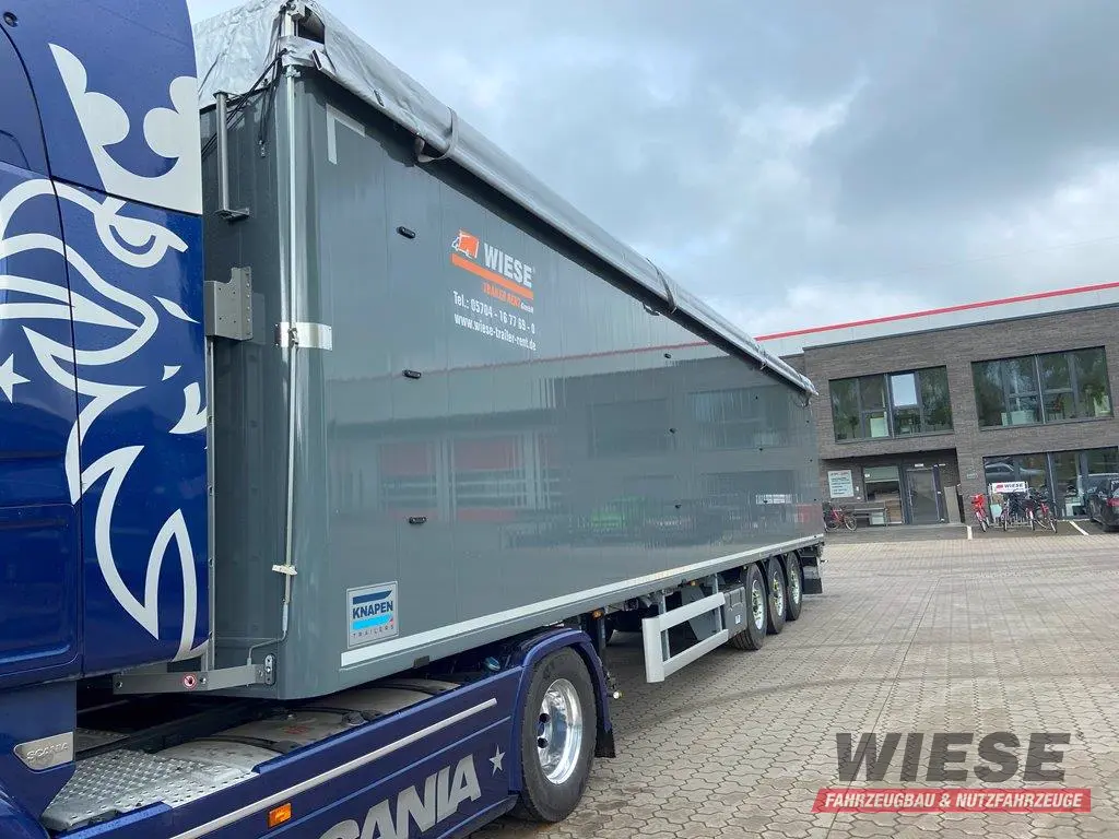 Knapen Schubboden von Wiese Trailer Rent in Petershagen mieten ab 1575.00€