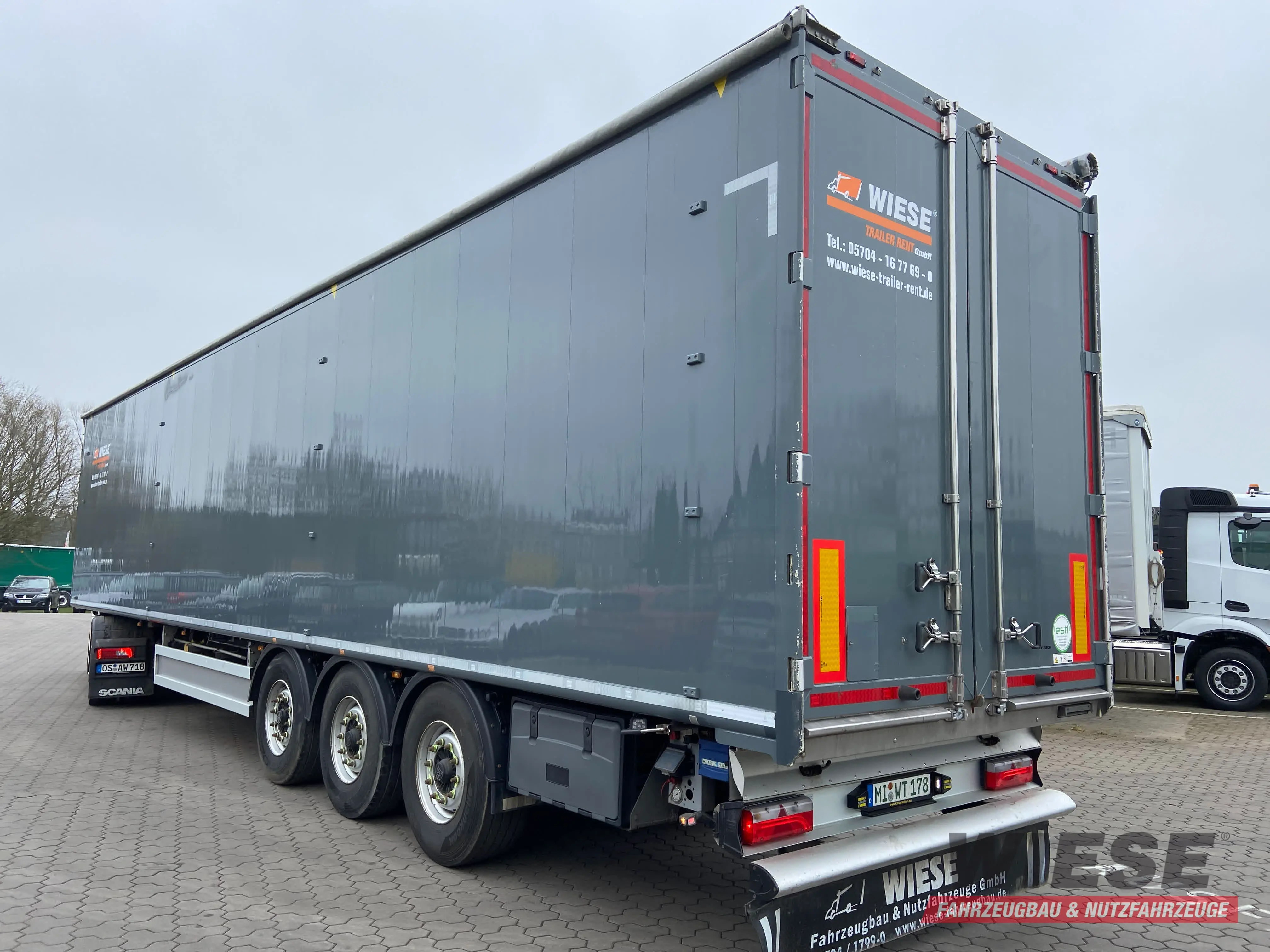 Kraker Schubboden von Wiese Trailer Rent in Petershagen mieten ab 1575.00€