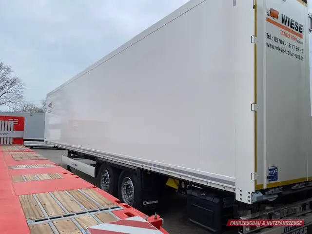 KRONE DRY LINER KOFFERAUFLIEGER von Wiese Trailer Rent in Petershagen mieten ab 850.00€