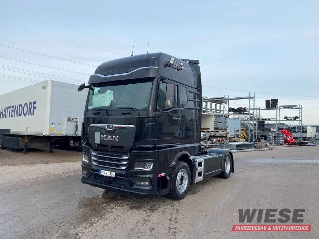 MAN Sattelzugmaschine von Wiese Trailer Rent in Petershagen mieten ab 3200.00€