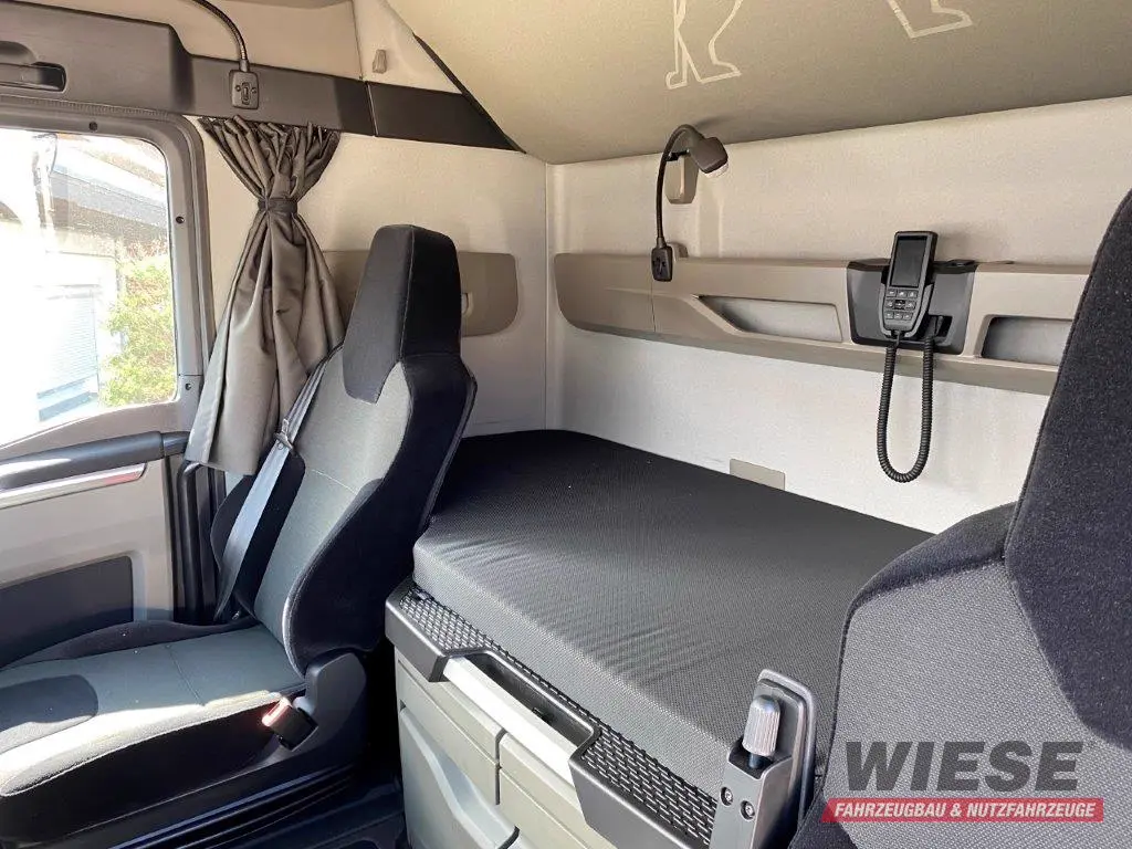 MAN SATTELZUGMASCHINE von Wiese Trailer Rent in Petershagen mieten ab 2850.00€
