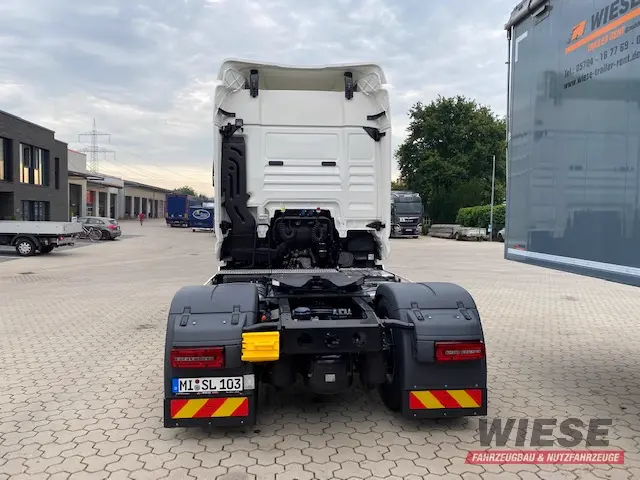 MAN SZM von Wiese Trailer Rent in Petershagen mieten ab 2000.00€