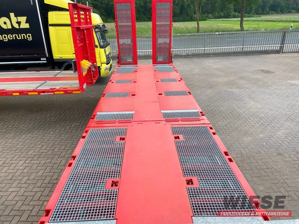 Kässbohrer K.SLA.HS tele Tieflader mit hydr. Schwanenhals von Wiese Trailer Rent in Petershagen mieten ab 1700.00€