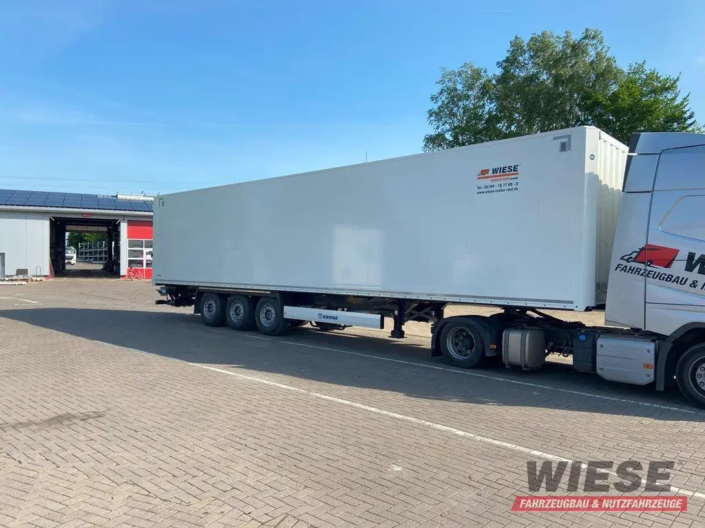 Krone Dry Liner von Wiese Trailer Rent in Petershagen mieten ab 1250.00€