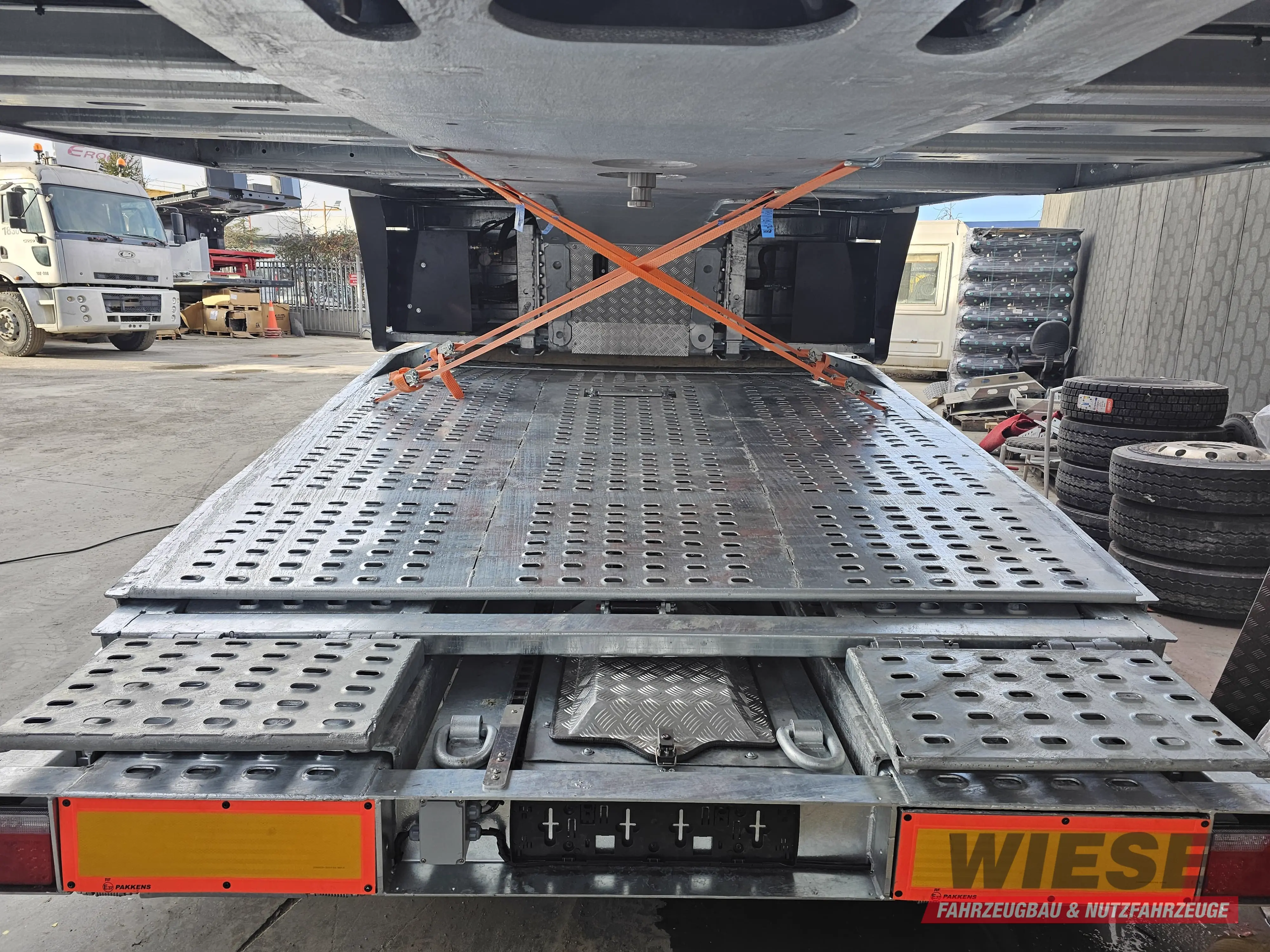 Eroglu ER TA Auto-Transporter Sattelauflieger von Wiese Trailer Rent in Petershagen mieten ab 1650.00€