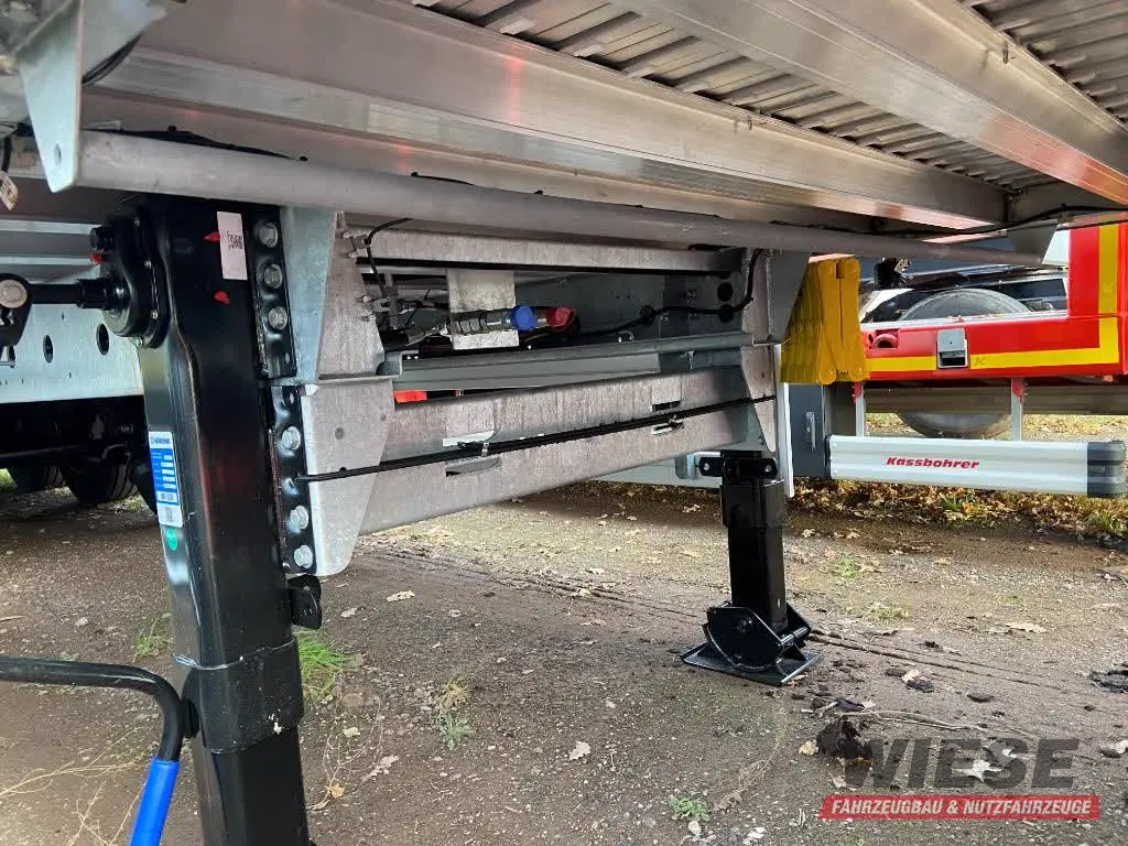 Knapen Schubboden von Wiese Trailer Rent in Petershagen mieten ab 1575.00€