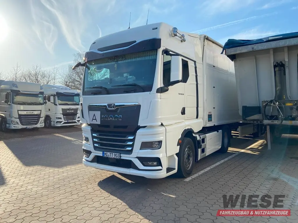 MAN Sattelzugmaschine von Wiese Trailer Rent in Petershagen mieten ab 3330.00€