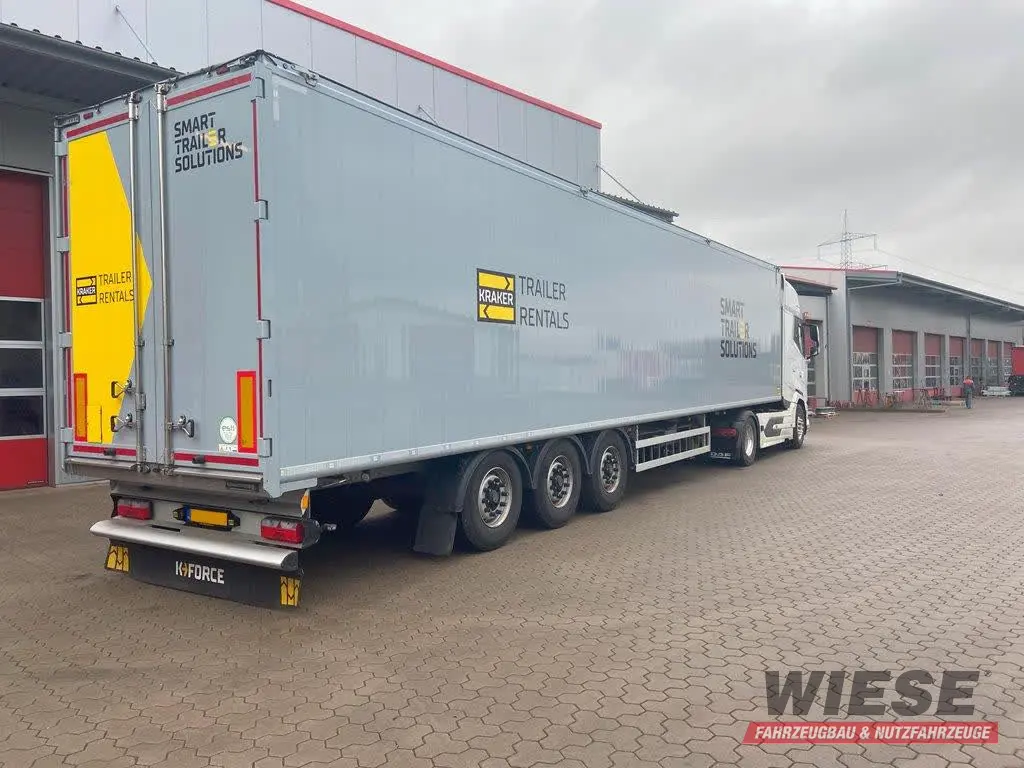 Kraker Schubboden von Wiese Trailer Rent in Petershagen mieten