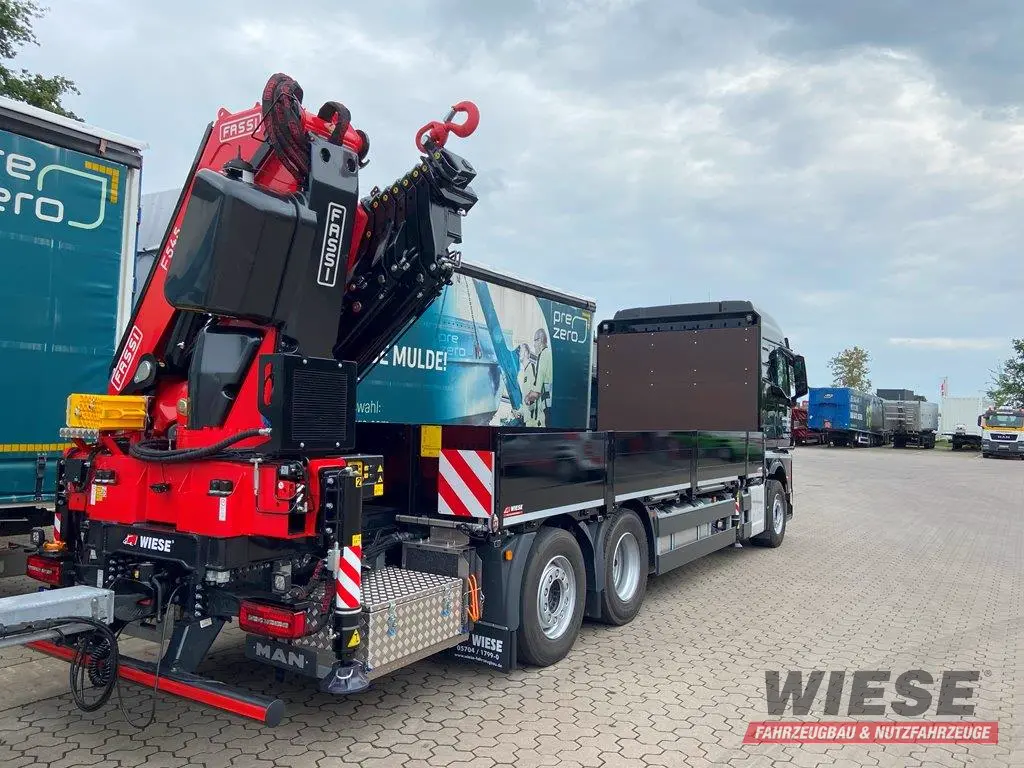 MAN LKW mit Fassi Kran von Wiese Trailer Rent in Petershagen mieten ab 6500.00€