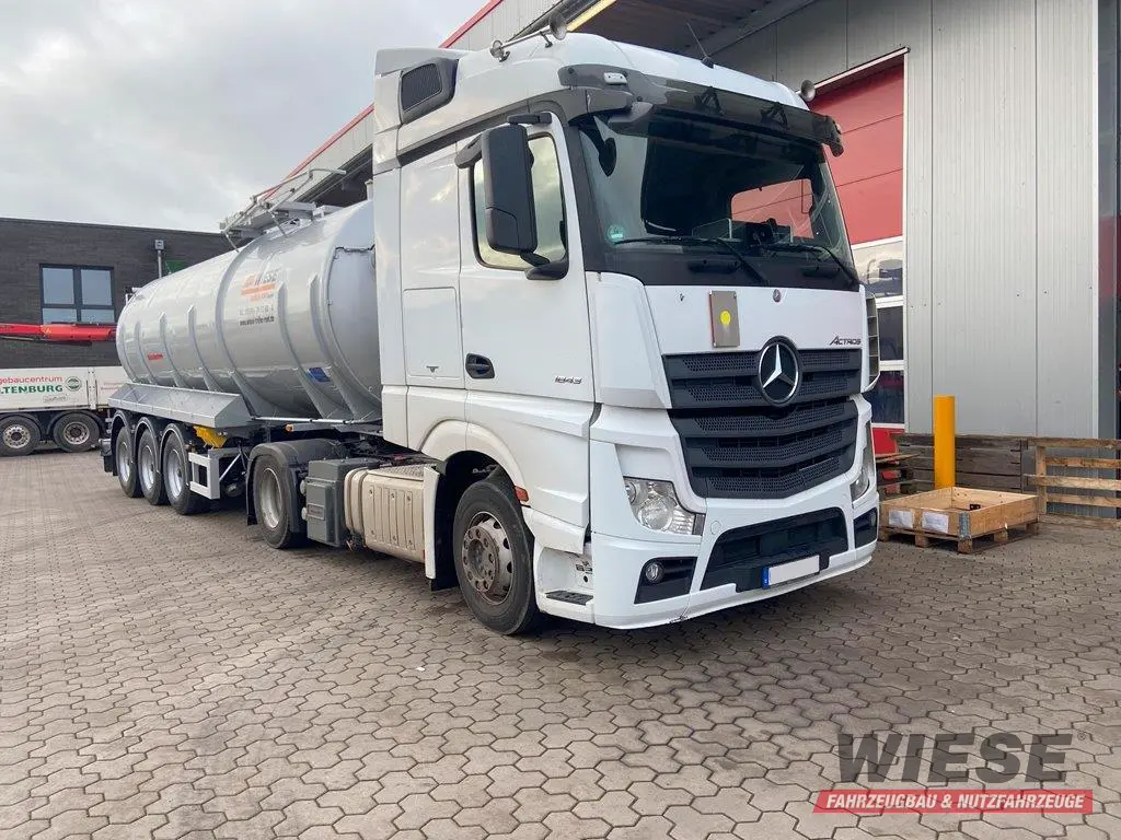 Kässbohrer Tankauflieger