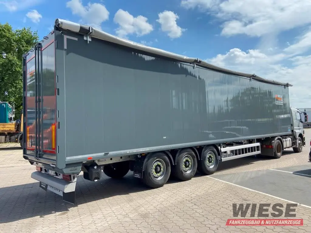 Knapen Schubboden von Wiese Trailer Rent in Petershagen mieten ab 1575.00€