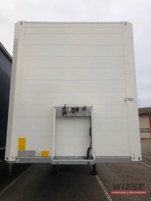 Schmitz von Wiese Trailer Rent in Petershagen mieten ab 500.00€