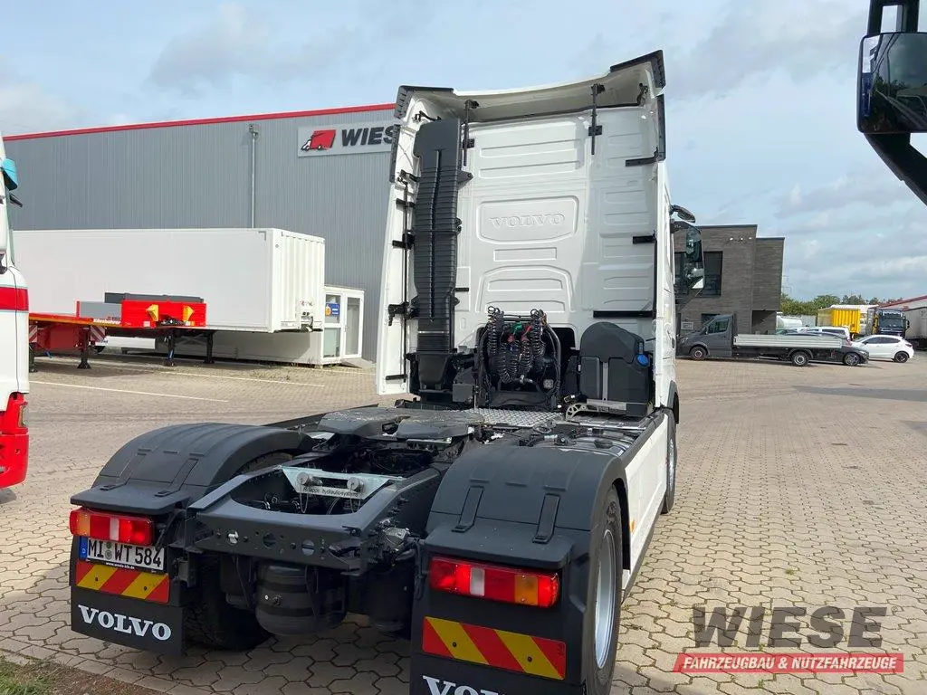 Volvo SZM von Wiese Trailer Rent in Petershagen mieten ab 3200.00€