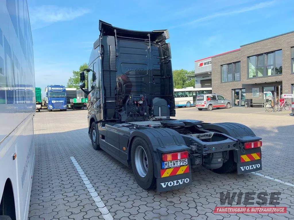 Volvo SZM von Wiese Trailer Rent in Petershagen mieten ab 3200.00€