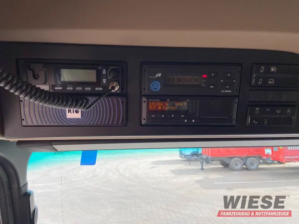 Mercedes Sattelzugmaschine von Wiese Trailer Rent in Petershagen mieten ab 3100.00€