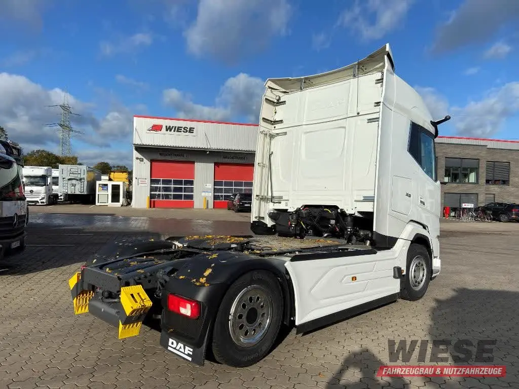 DAF Sattelzugmaschine von Wiese Trailer Rent in Petershagen mieten ab 2850.00€