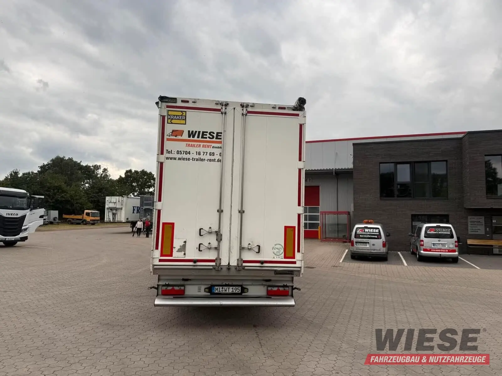 Kraker Schubboden von Wiese Trailer Rent in Petershagen mieten ab 1575.00€