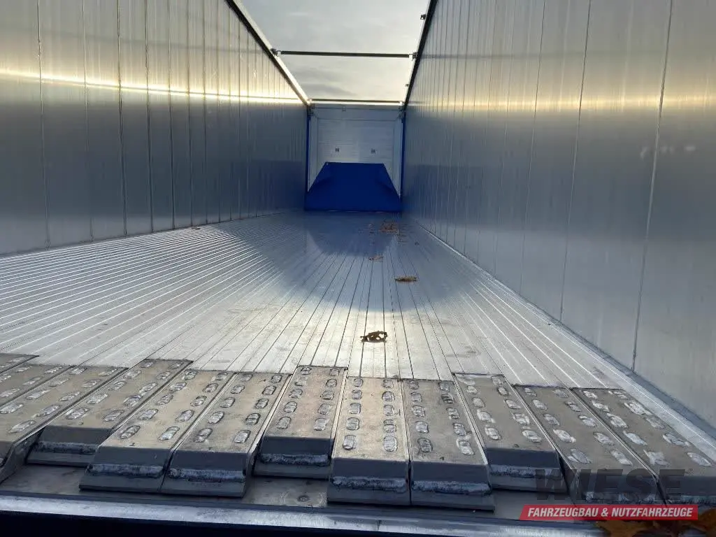 Knapen Schubboden von Wiese Trailer Rent in Petershagen mieten ab 1575.00€