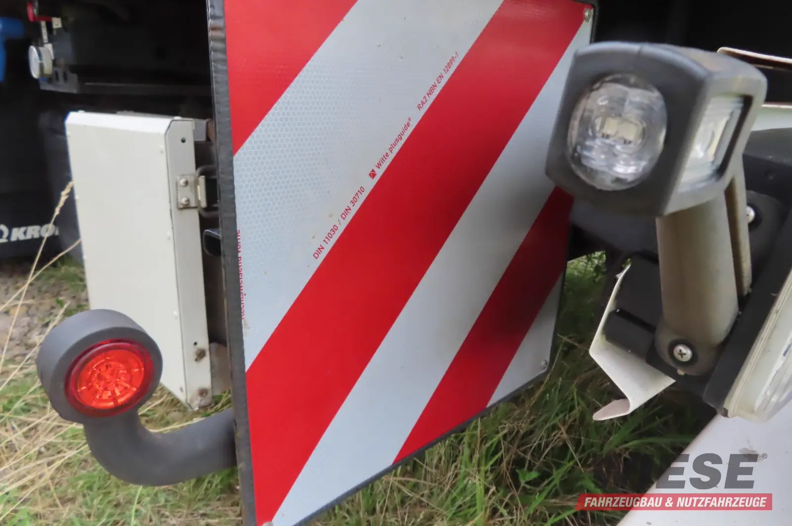 Krone SDP 27 Mega Stahlmatten Auflieger