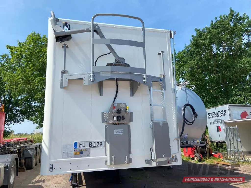 Knapen K100 Schubboden von Wiese Trailer Rent in Petershagen mieten ab 1575.00€