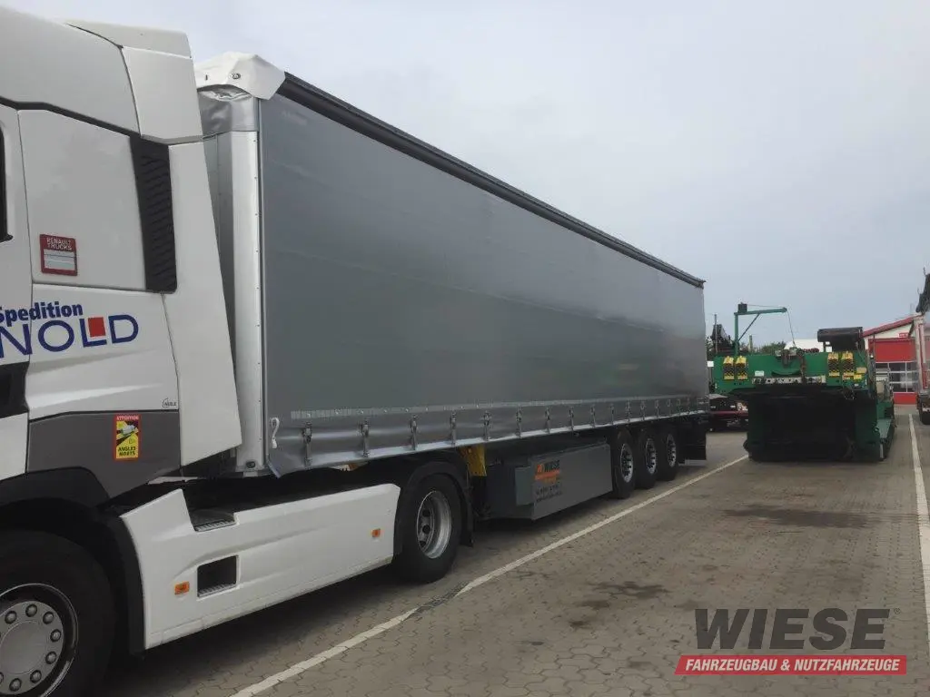 Schmitz Plane von Wiese Trailer Rent in Petershagen mieten ab 720.00€