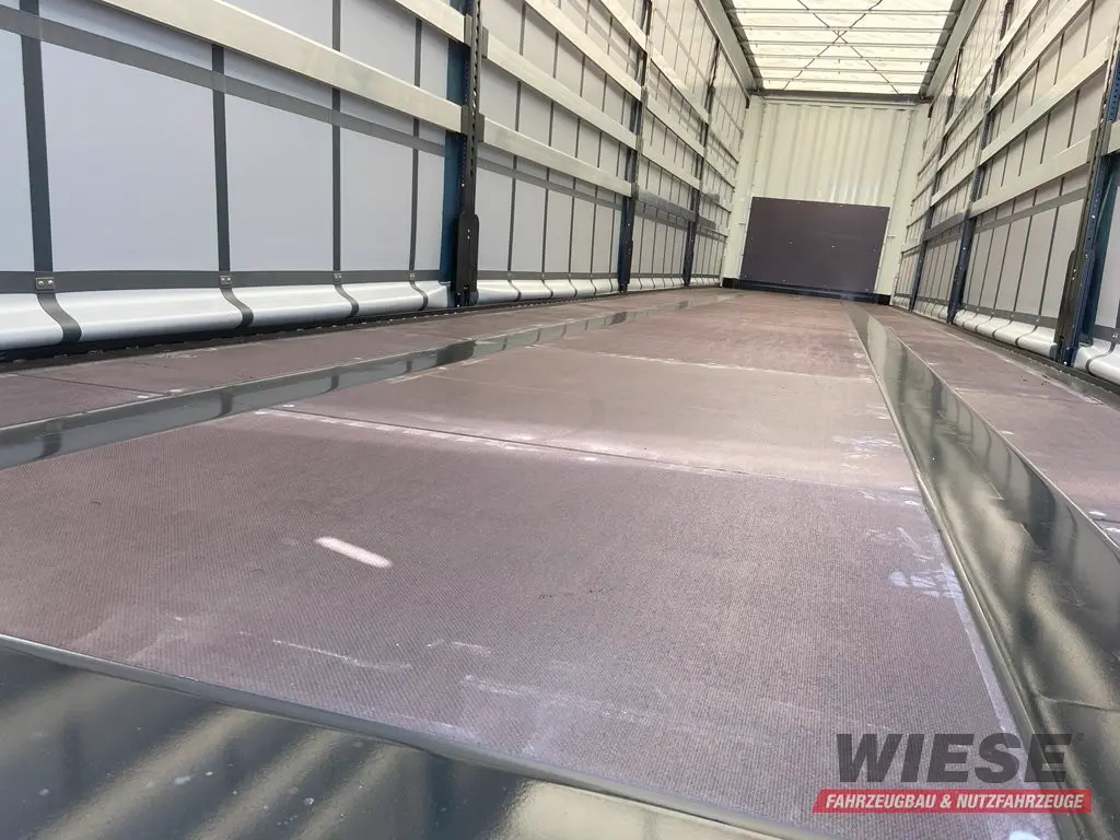 Krone Mega Plane von Wiese Trailer Rent in Petershagen mieten ab 850.00€