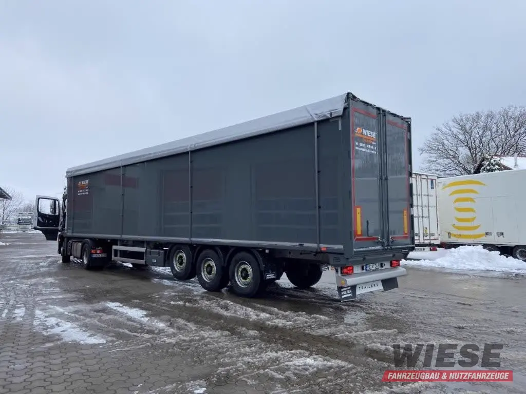 Knapen Schubboden von Wiese Trailer Rent in Petershagen mieten ab 1575.00€
