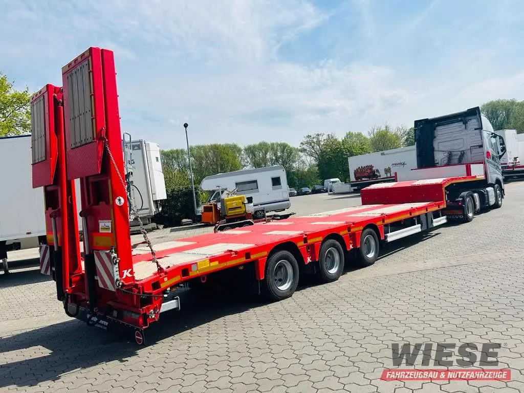Kässbohrer Tiefbett Sattelauflieger von Wiese Trailer Rent in Petershagen mieten ab 1500.00€