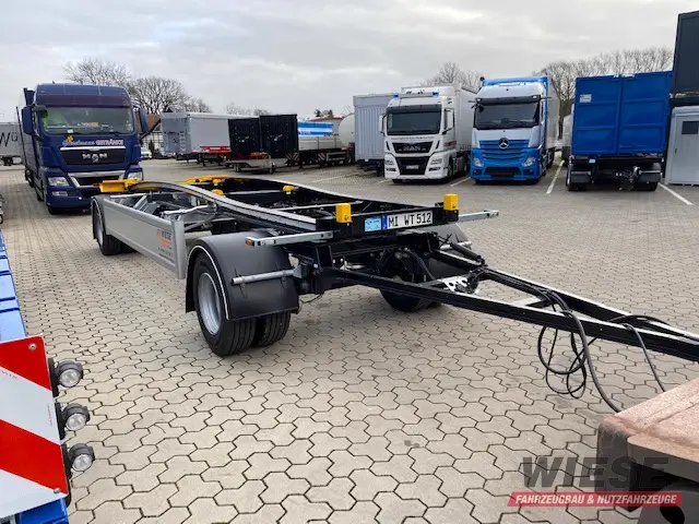 Hüffermann 2-Achs-Schlitten Anhänger von Wiese Trailer Rent in Petershagen mieten ab 850.00€